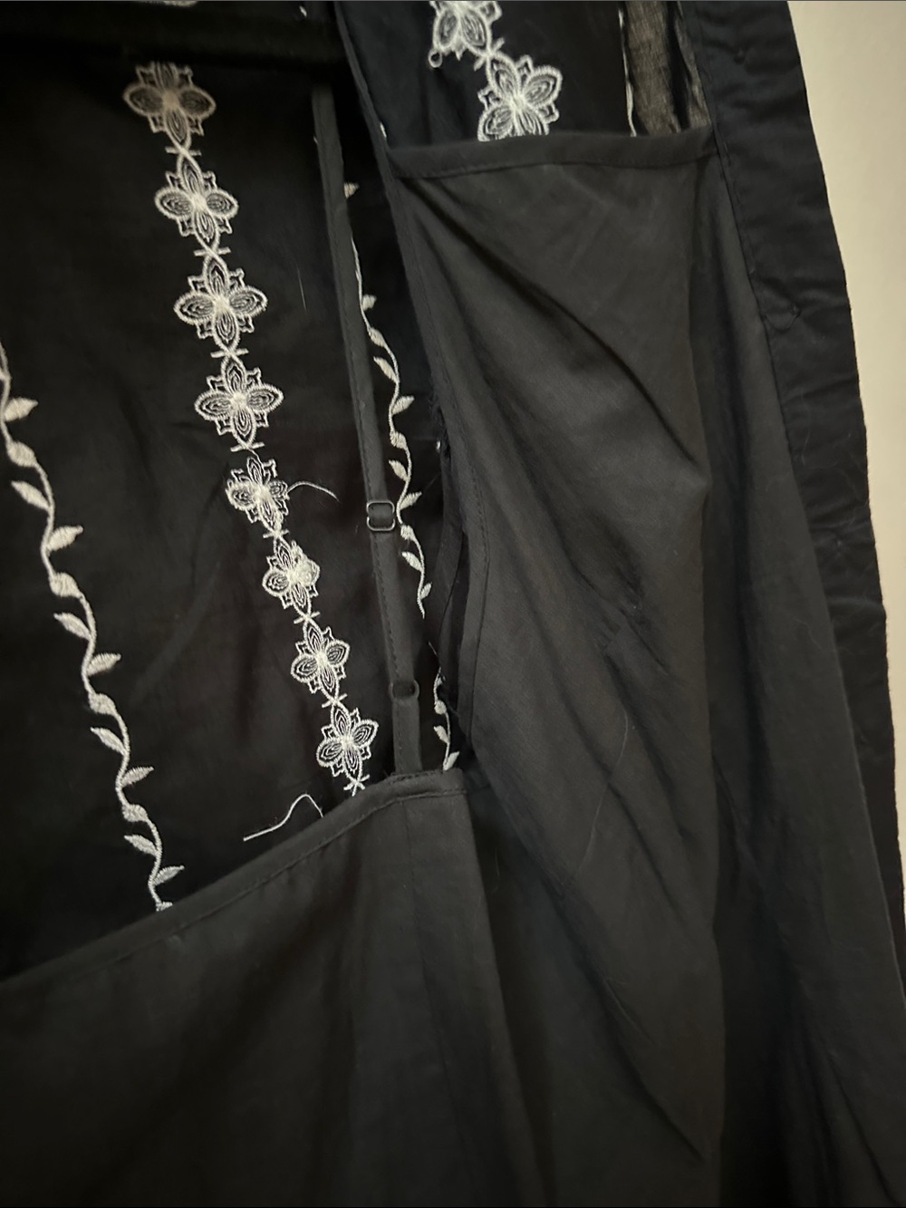 Anne Carson Black Dress with White Embroidered Stripes - Picture 10 of 15